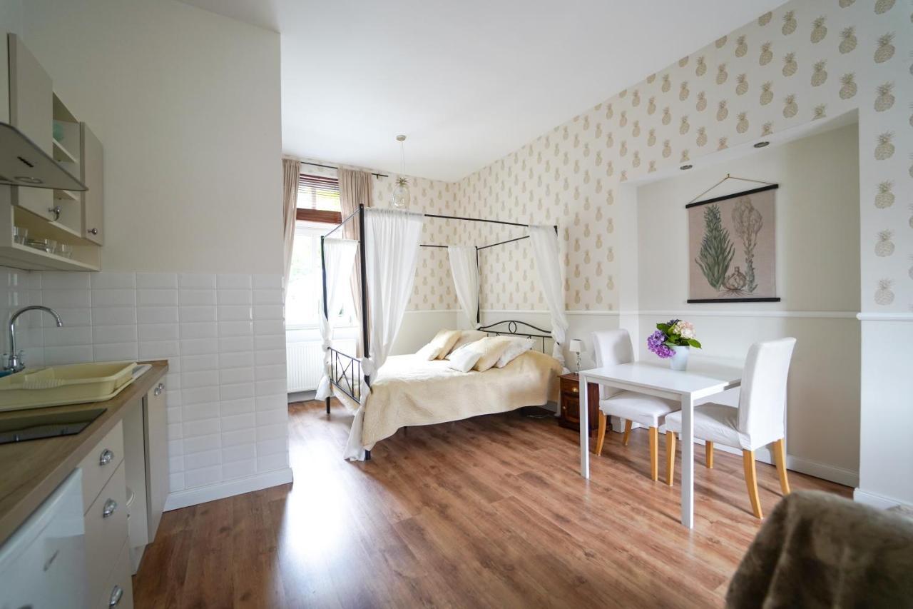 Spa Apartments Theresia Dubí Eksteriør billede