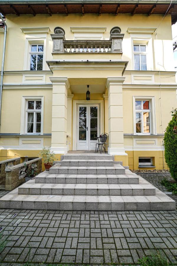 Spa Apartments Theresia Dubí Eksteriør billede
